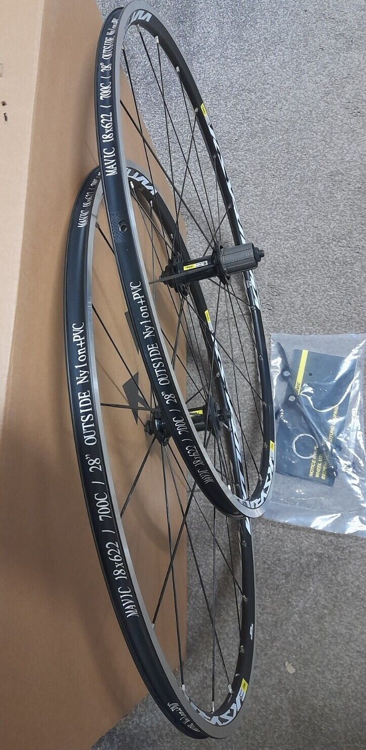 Mavic Ksyrium Equipe S 700c UST Clincher Road Wheelset,Rim Brake, SRAM/Shimano