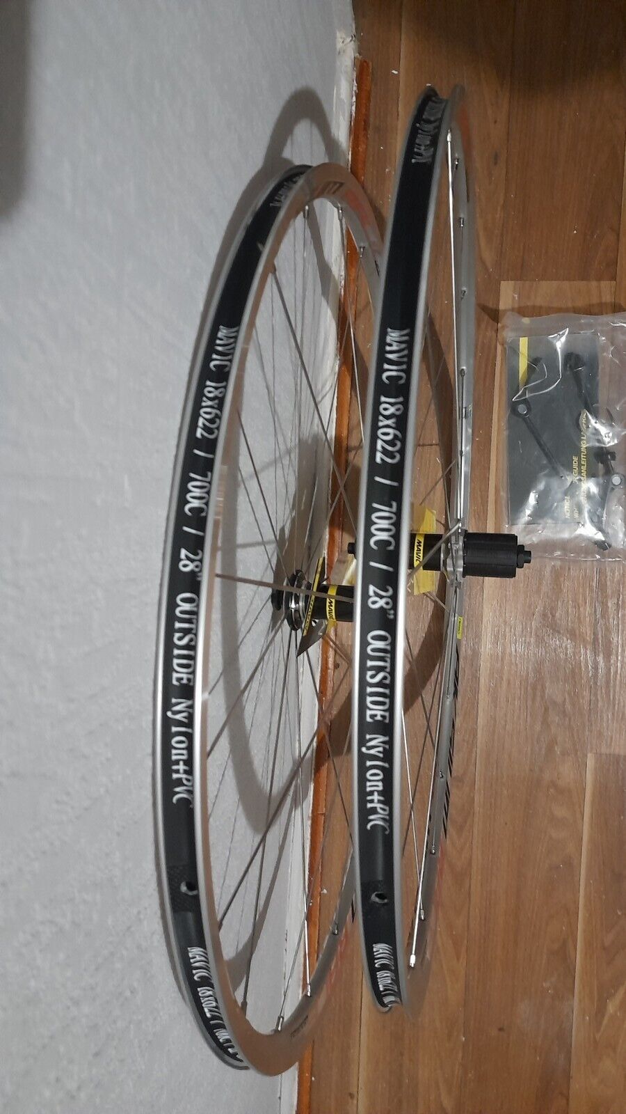 Mavic Aksium Race 700c Road Bike Wheelset Rims Front & Rear - Retro Silver